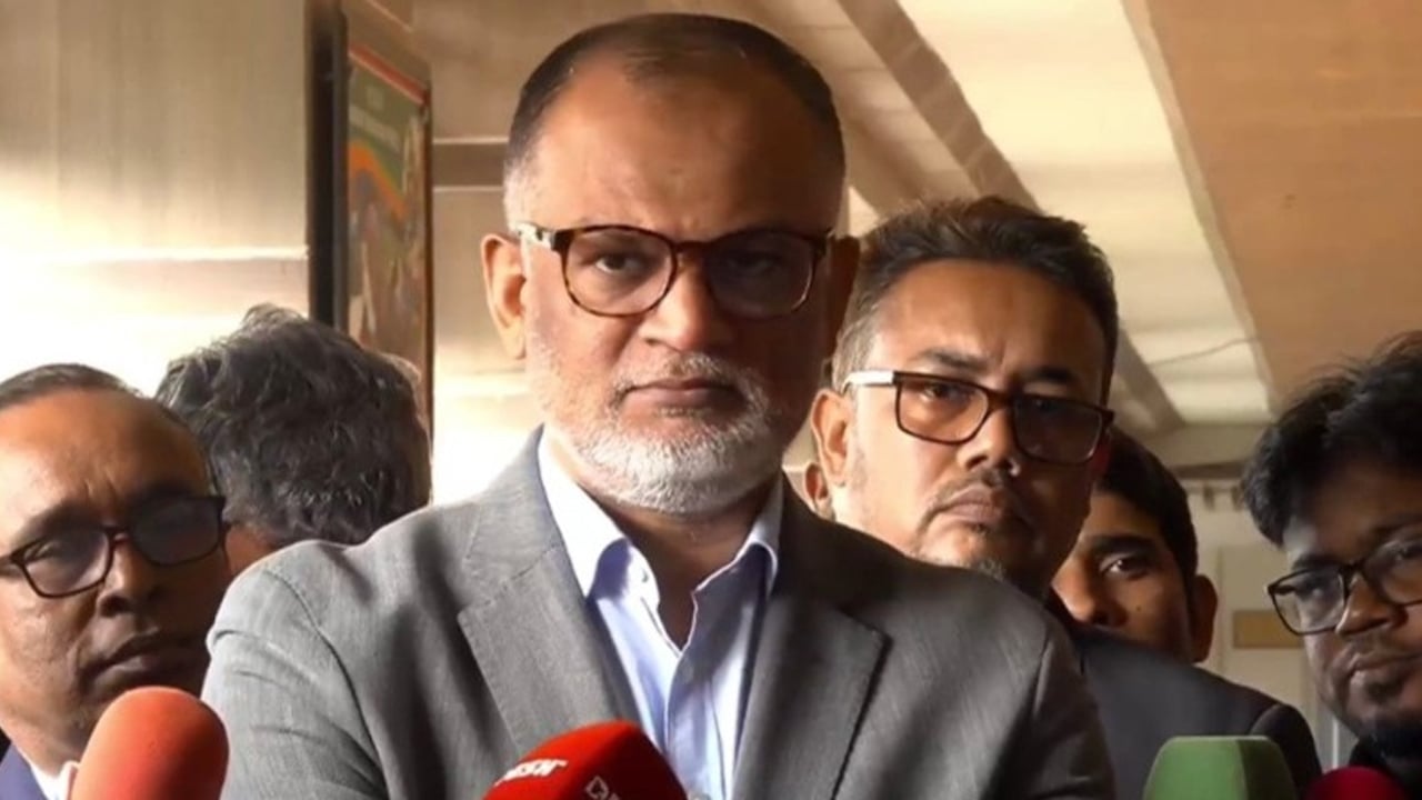 আমদানি নীতির আদেশে বড় পরিবর্তন আনা হচ্ছে: বাণিজ্য উপদেষ্টা