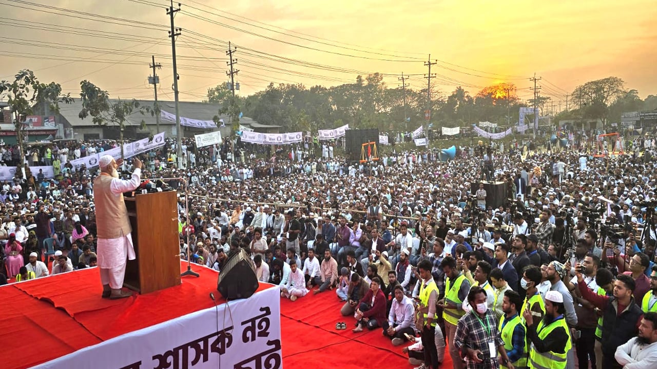 আমাদের কাছে হিন্দু-মুসলমান, বৌদ্ধ-খ্রিষ্টান সবাই সমান