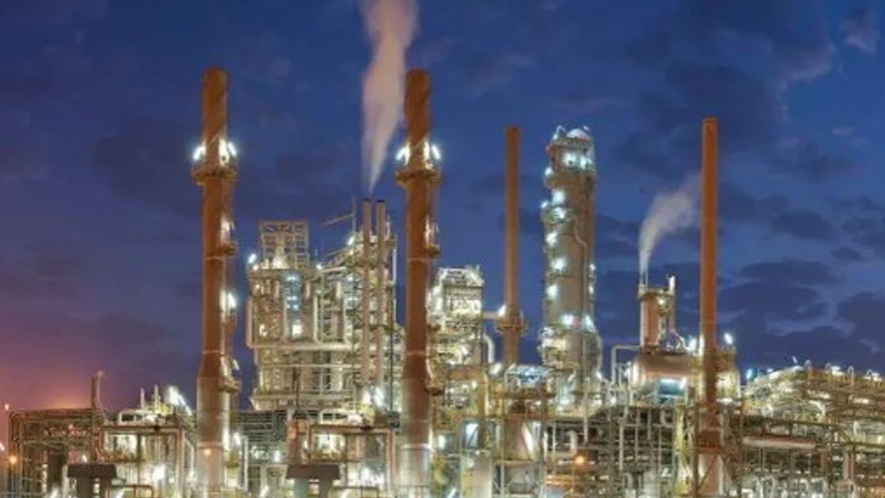 ড্রোন হামলার কারণে সংযুক্ত আরব আমিরাতের শাহ গ্যাস ফিল্ডের কার্যক্রম স্থগিত