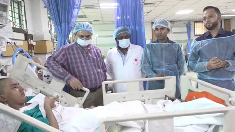 শহীদ জুবায়েরের বোনের চিকিৎসার খোঁজ নিলেন প্রধানমন্ত্রী