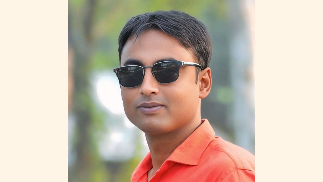 পিস্তলসহ আটক বহিস্কৃত স্বেচ্ছাসেবক দল নেতার বিরুদ্ধে অবশেষে মামলা