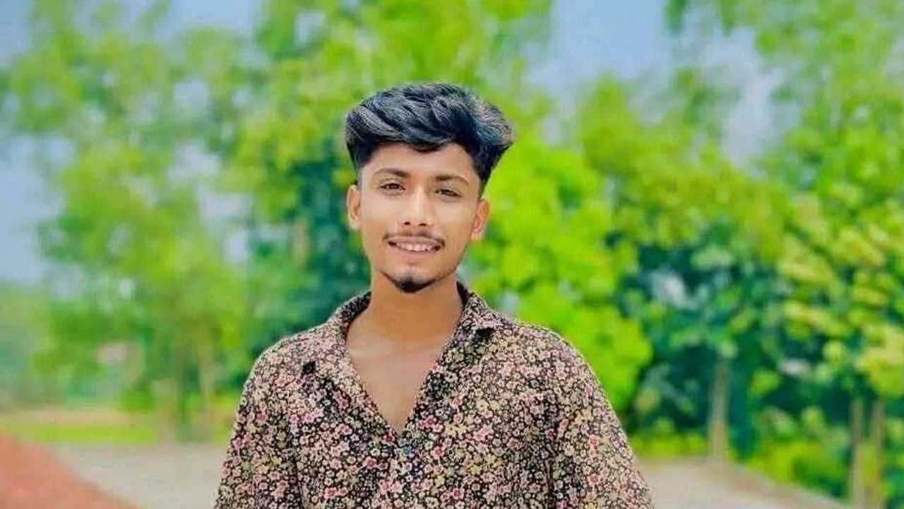 মাদক সেবনের দায়ে ছাত্রদল নেতার পদ স্থগিত