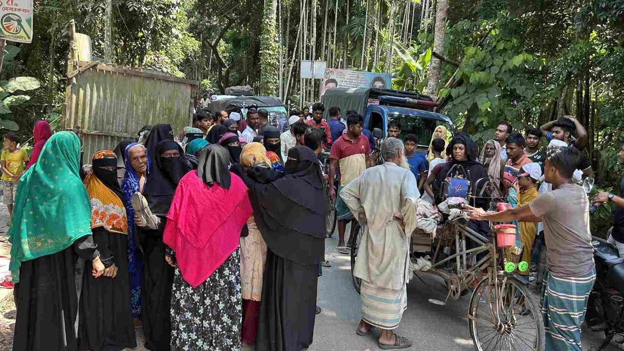 নাতনিকে মাদ্রাসায় দিয়ে ফেরার পথে মোটরসাইকেলের ধাক্কায় বৃদ্ধা নিহত