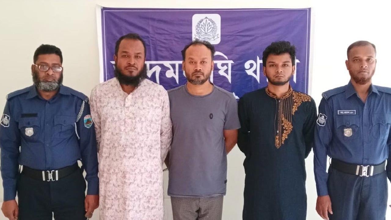 সান্তাহারে ১৪৪ ধারা অমান্য করে মার্কেট দখলের চেষ্টা, গ্রেপ্তার ৩