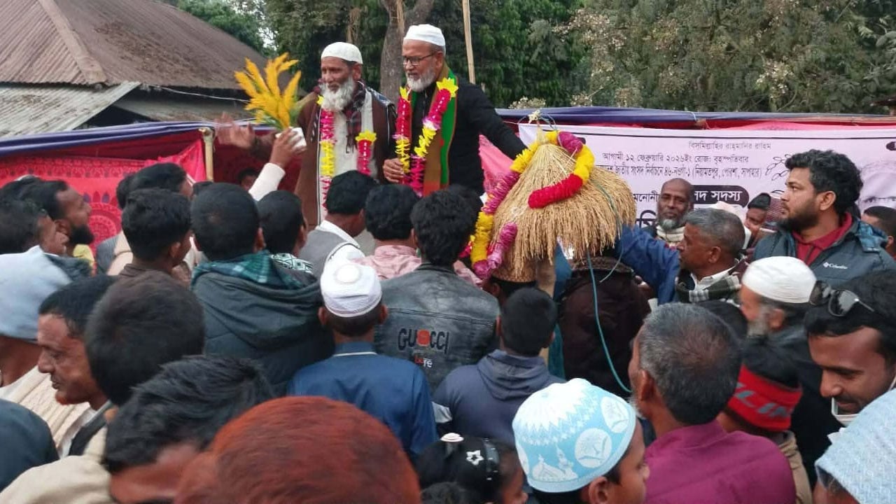 বিএনপিতে যোগ দিলেন জামায়াতের সক্রিয় কর্মী