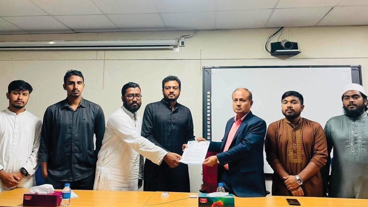 ডাকসুর তফসিল ঘোষণার দাবি নিয়ে উপাচার্যের কাছে ছাত্রশিবির 