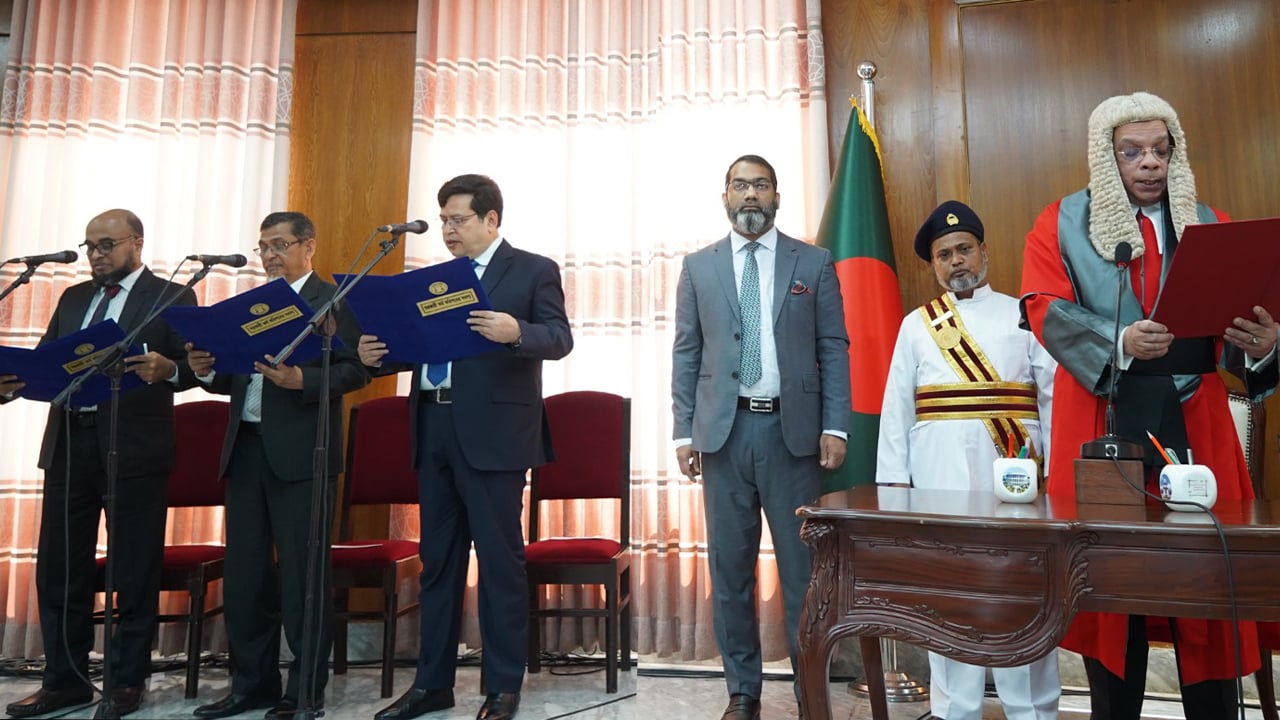 পিএসসির নতুন তিন সদস্যের শপথ গ্রহণ