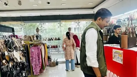 ৮২ লাখ টাকার ভ্যাট ফাঁকি শপিং জোনের 