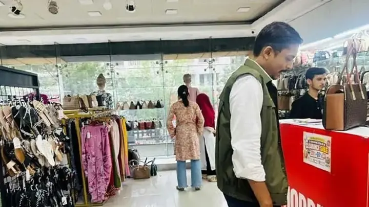 ৮২ লাখ টাকার ভ্যাট ফাঁকি শপিং জোনের