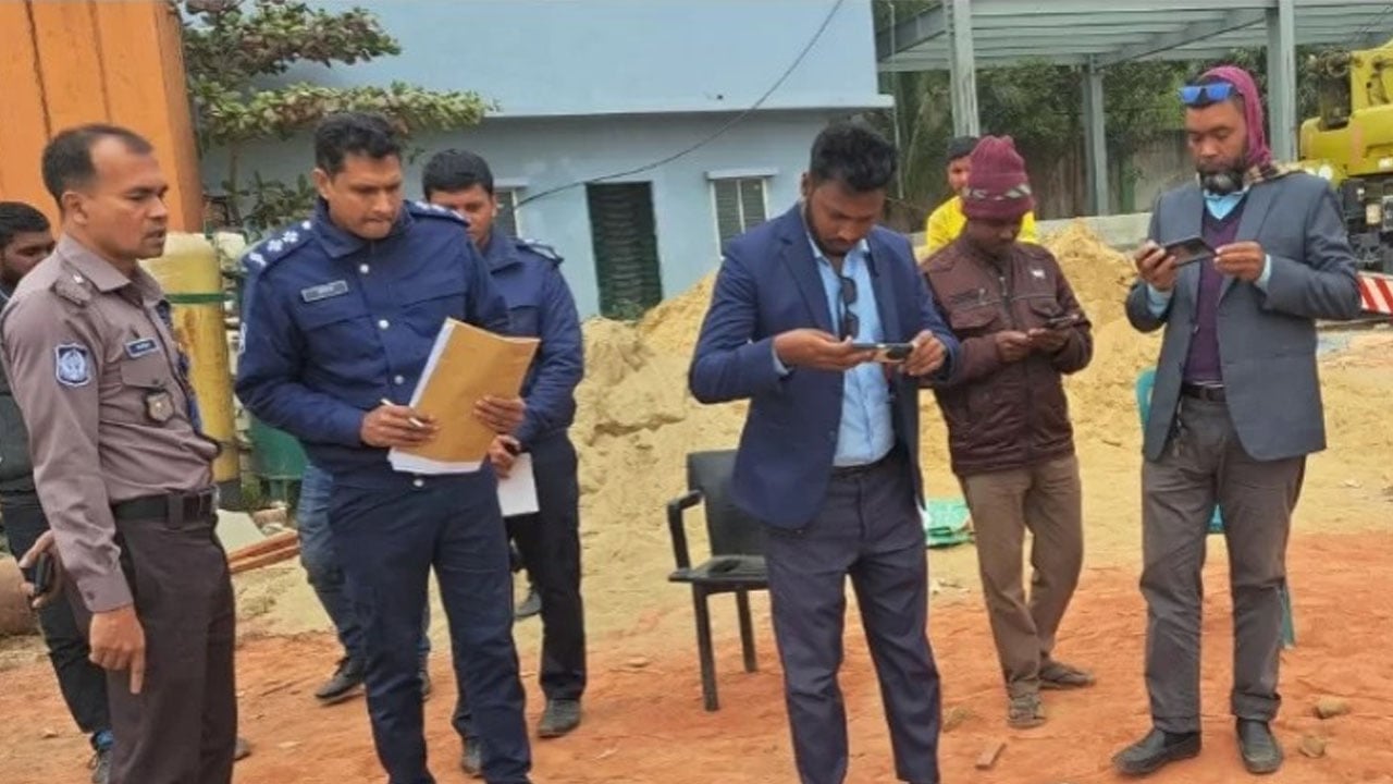 সীতাকুণ্ডে শিপইয়ার্ডে ডাকাত দলের হামলায় ২ শ্রমিকের মৃত্যু