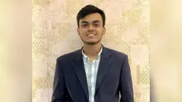 হাসপাতালে গিয়ে দেখি সৈকতের গুলিবিদ্ধ রক্তমাখা লাশ পড়ে আছে