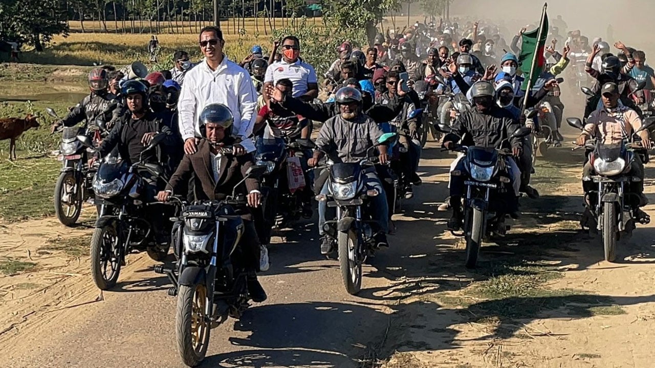 বিএনপির মনোনয়ন প্রত্যাশী কামরুলের মোটরসাইকেল শোডাউন