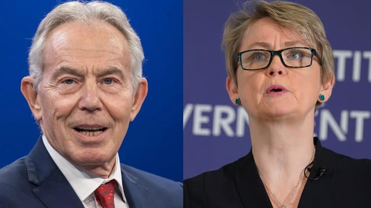 ইরান যুদ্ধে যুক্তরাষ্ট্রের পাশে থাকার পক্ষে টনি ব্লেয়ার, কড়া জবাব দিলেন ব্রিটিশ পররাষ্ট্রমন্ত্রী