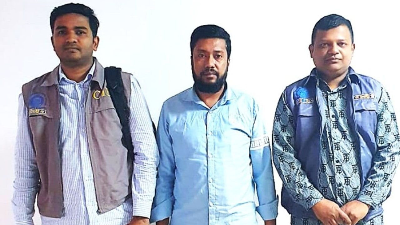 ৬০০ কোটি টাকা আত্মসাৎকারী এনজিও’র পরিচালক গ্রেপ্তার