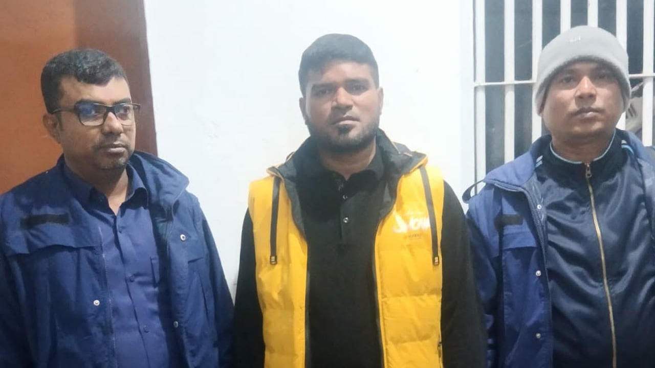 আন্দোলনে গুলি: ইন্টারপোল ও দূতাবাসের তথ্যে যেভাবে গ্রেপ্তার সেই তোতলা পাভেল