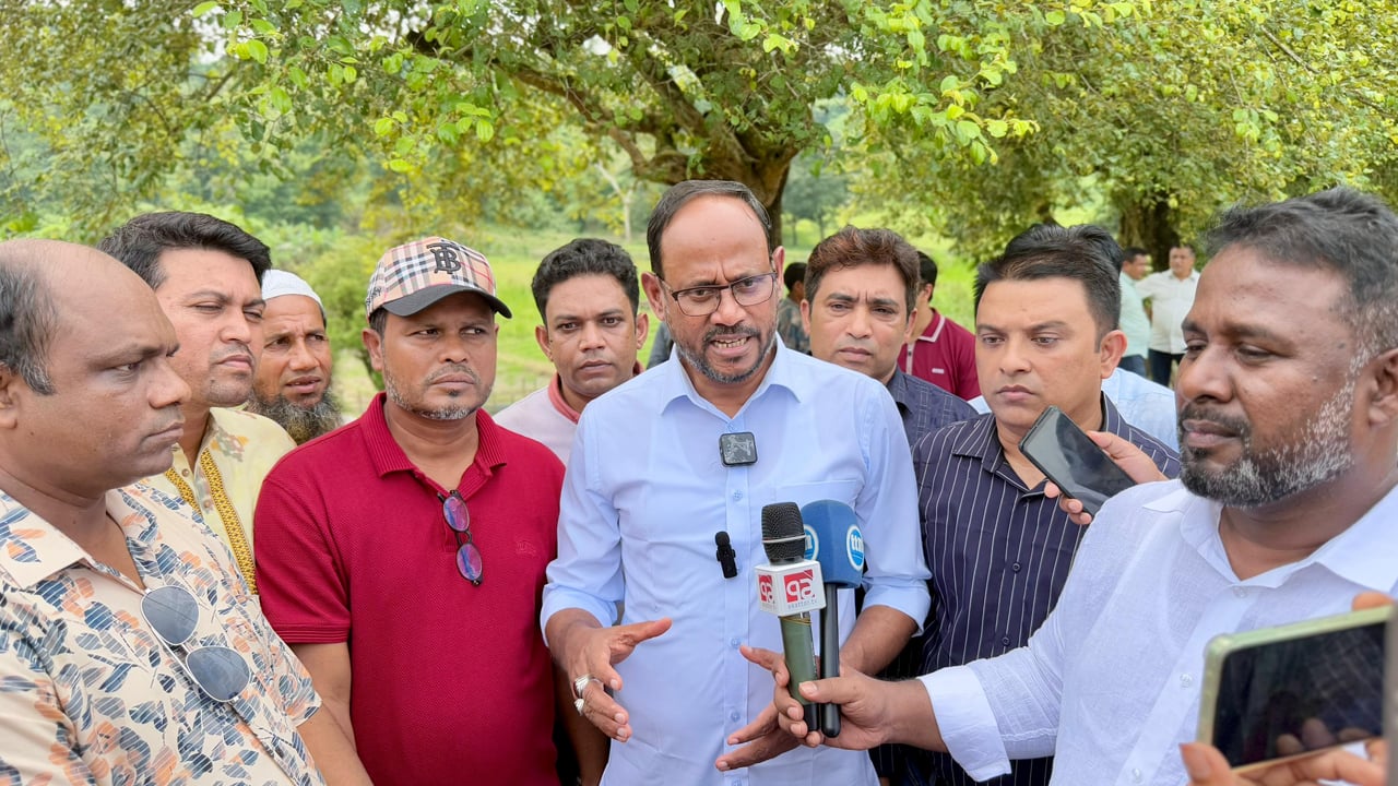 প্রান্তিক জনগোষ্ঠীকে অর্থনৈতিকভাবে সমৃদ্ধ করতে কাজ করছে সরকার