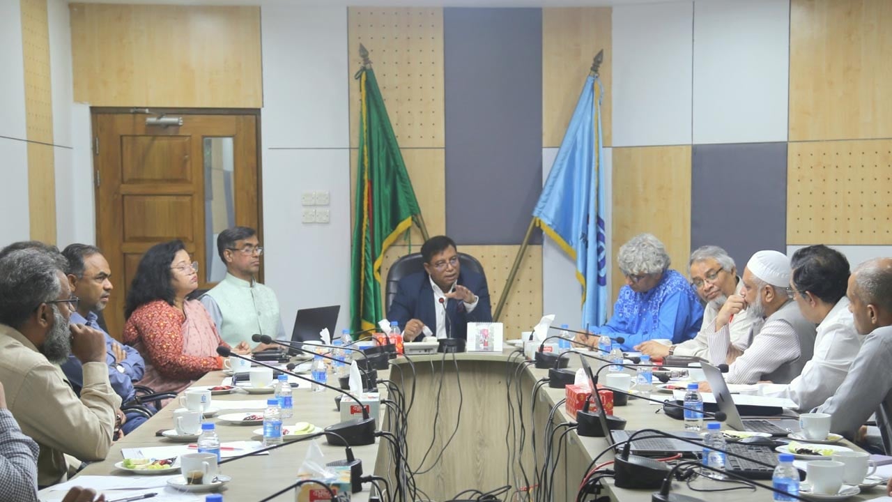 বিশ্ববিদ্যালয়ে ফ্রি ওয়াই-ফাই সুবিধা নিশ্চিত করতে ইউজিসি’র নির্দেশনা