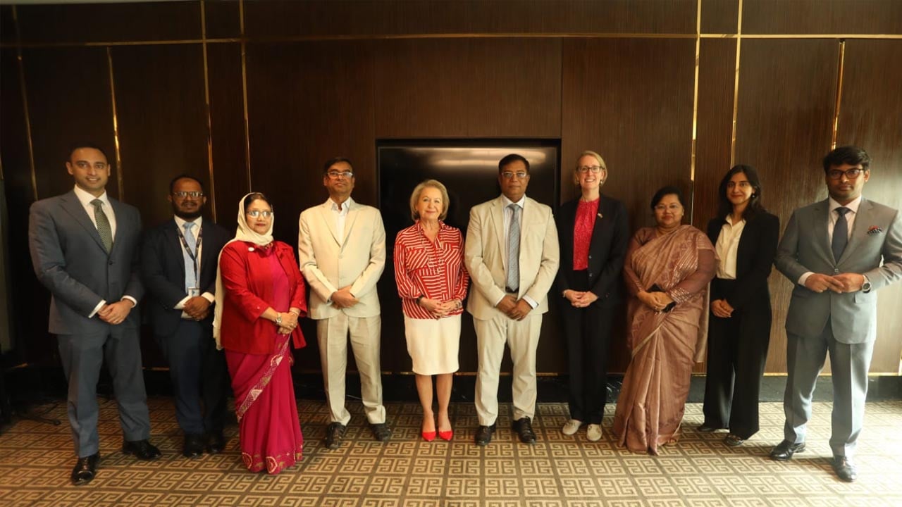 উচ্চশিক্ষা খাতে নীতিমালা সহজীকরণের প্রস্তাব ব্রিটিশ প্রতিনিধির