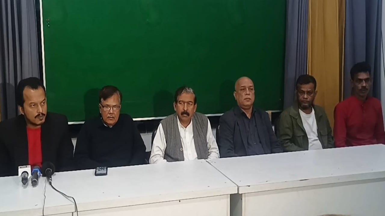 সরকারের নির্বাচন আয়োজনের সদিচ্ছা প্রশ্নাতীত, তবে ইসির ভূমিকায় সন্দেহ