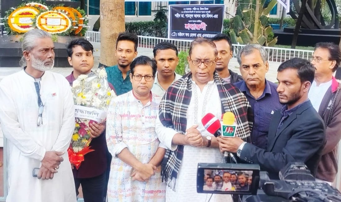 জবরদস্তিমূলক ফ্যাসিবাদী তৎপরতা আবার ফিরে আসছে