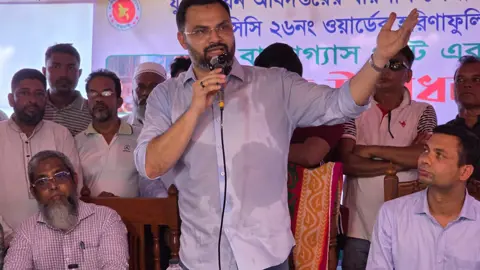 আগামী পাঁচ বছরে প্রতিটি উপজেলায় স্টেডিয়াম নির্মাণ করবে সরকার: ক্রীড়া প্রতিমন্ত্রী
