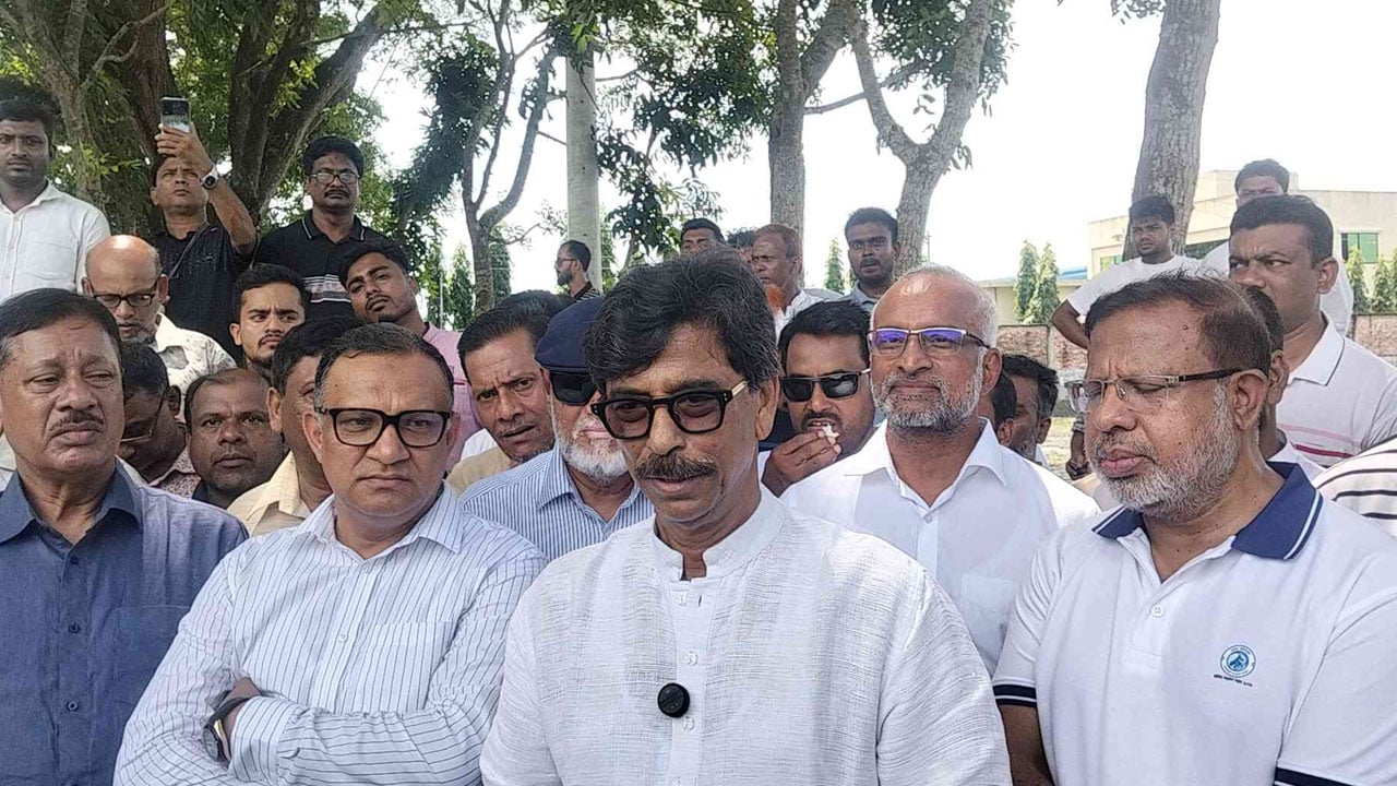 মিঠা পানির মাছের অভয়াশ্রম গড়ে তোলার উদ্যোগ নিয়েছে সরকার: মন্ত্রী
