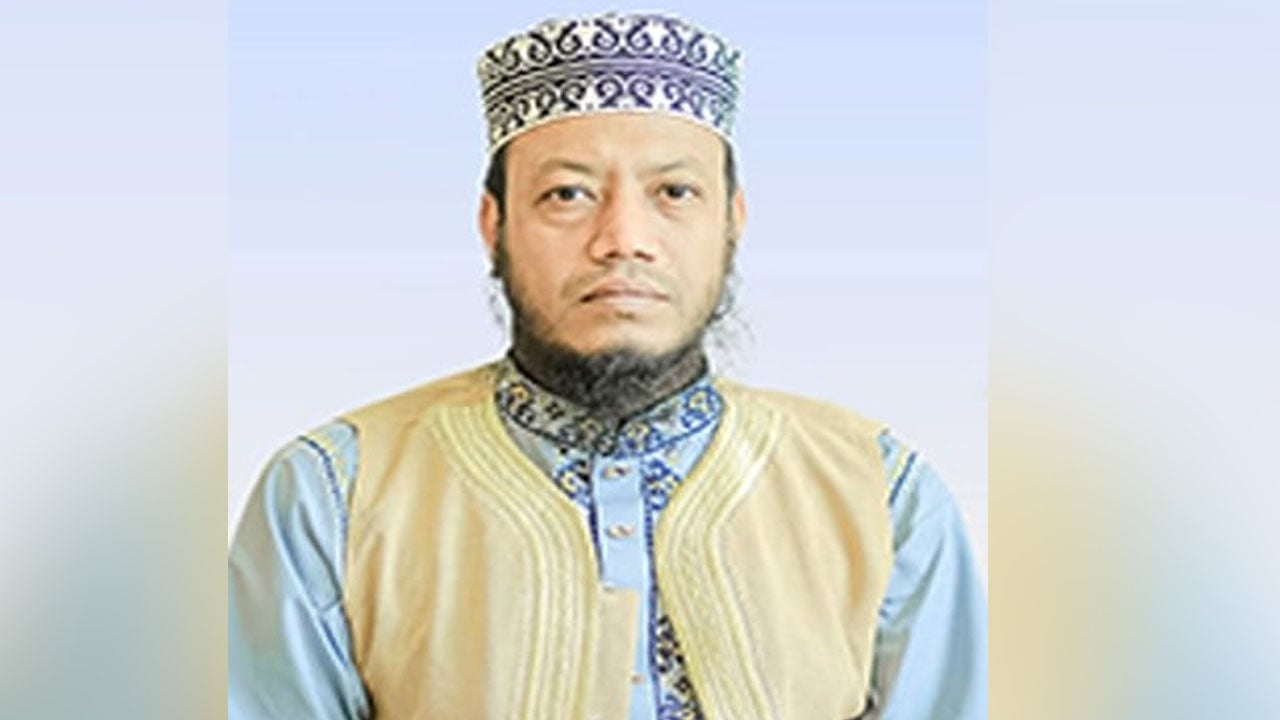 মুফতি আমির হামজার বিরুদ্ধে আরো এক মামলায় সমন জারি