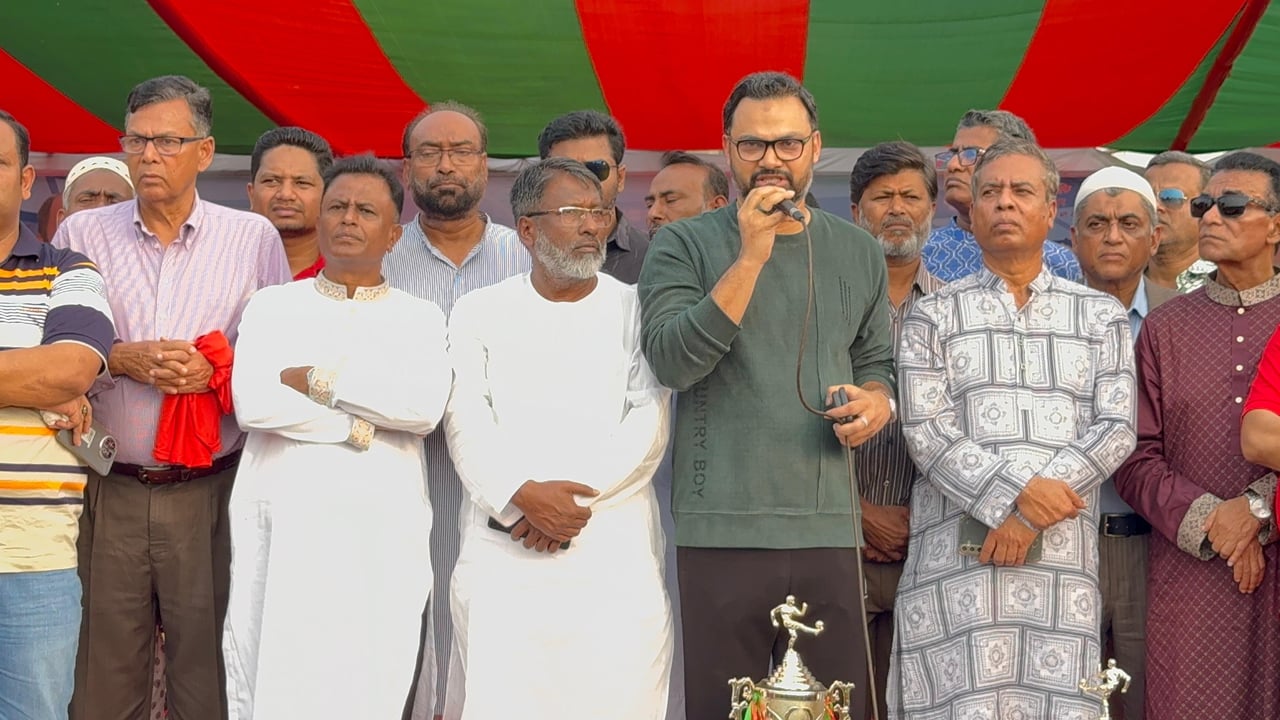 বিএনপি ক্রীড়াঙ্গনে একটি ফাউন্ডেশন তৈরি করতে চায়: আমিনুল হক