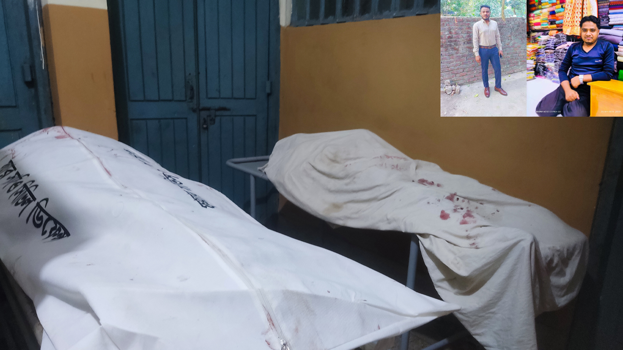 লোহাগাড়ায় ট্রাক চাপায় নিহত ৩