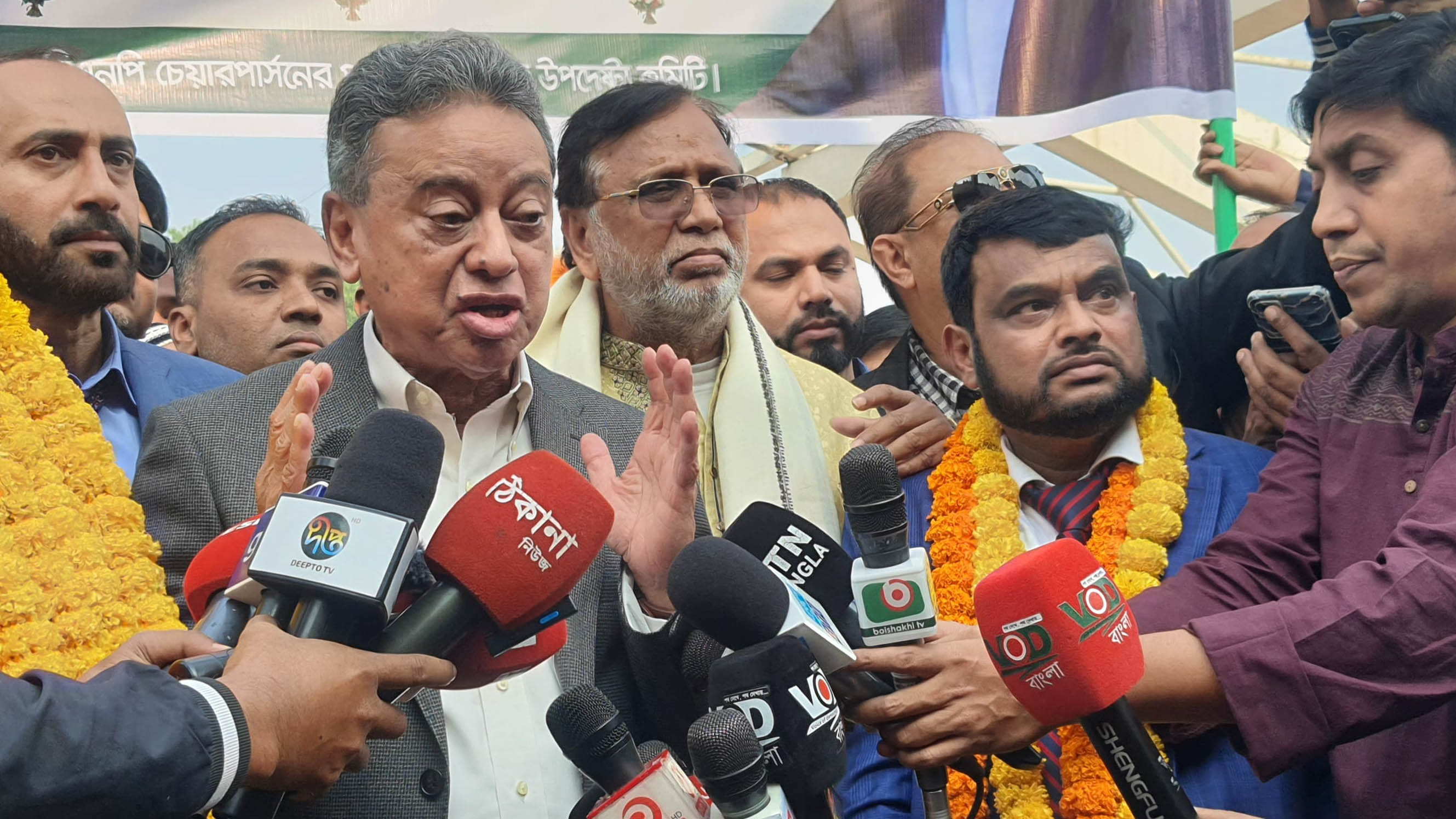 মাইনাস-টু ফর্মুলার আশা কখনো পূরণ হবে না: আমীর খসরু