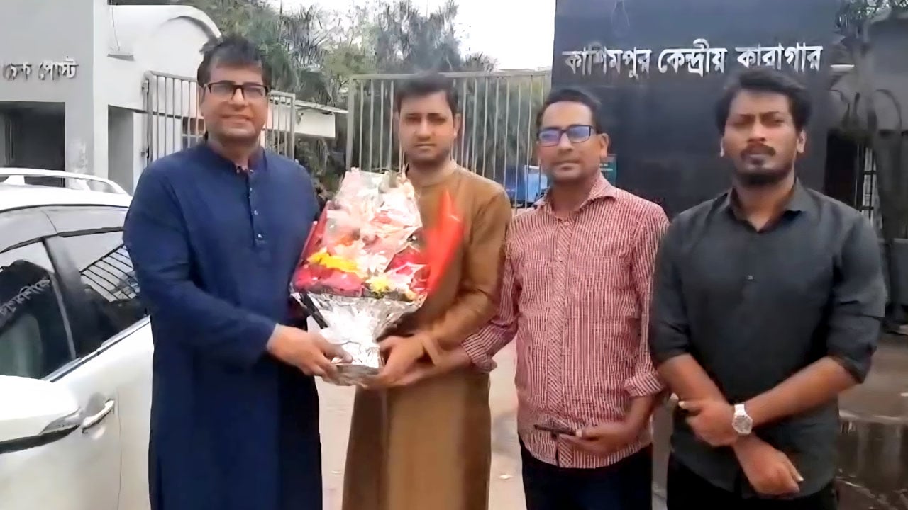 জামিন পেলেন সাংবাদিক আনিস আলমগীর
