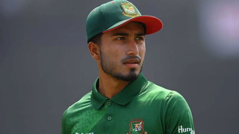 ছয় নম্বরে আফিফ কি তাহলে ‘মিসফিট’?