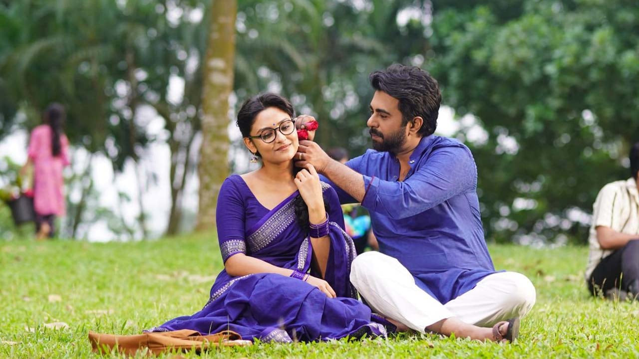 অপূর্বর ‘মায়াপাখি’ নীহা