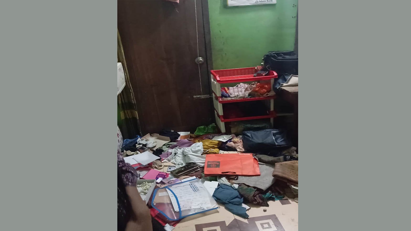 আড়াইহাজারে আবারো তিন বাড়িতে ডাকাতি, এলাকায় আতঙ্ক