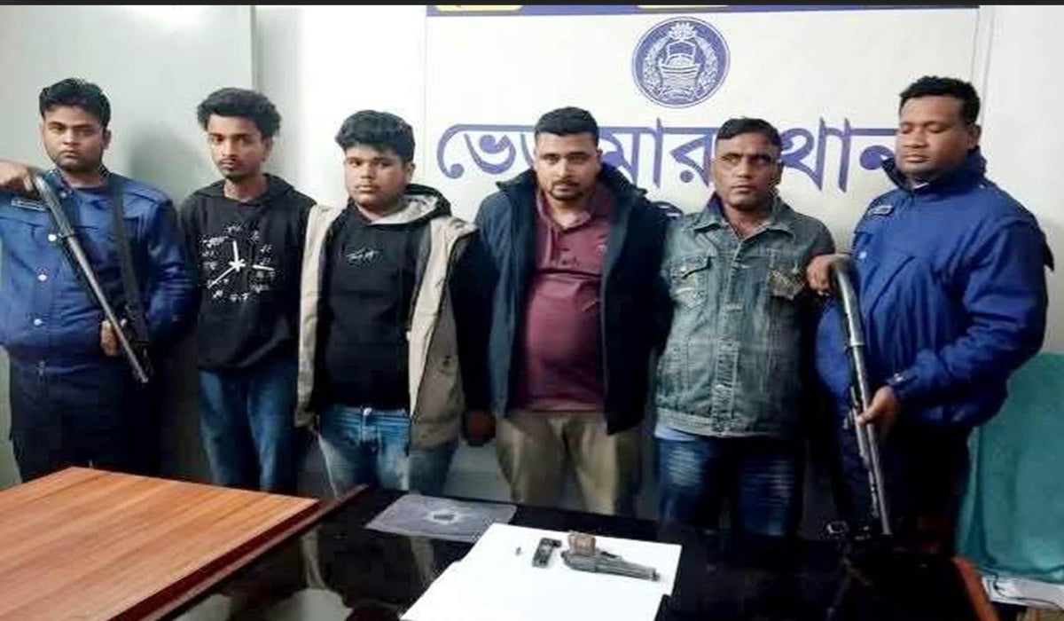 ভেড়ামারায় অস্ত্র গুলি মোটরসাইকেলসহ আটক ৪