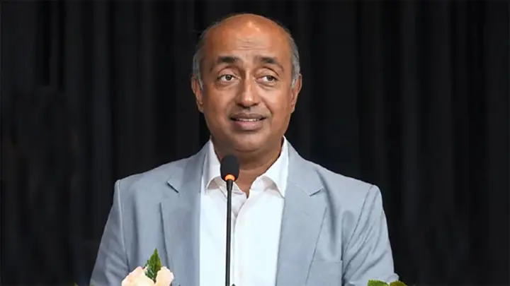 বেনামি গণমাধ্যম থেকে ফটোকার্ড দিয়ে দেশ অস্থিতিশীল করলে ব্যবস্থা নেবে সরকার