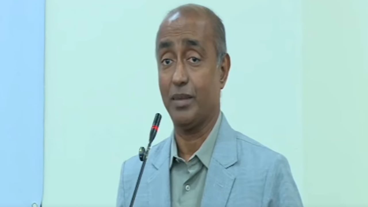 সাবেক রাষ্ট্রপতি চুপ্পুর বিরুদ্ধে কোনো মামলা থাকলে খতিয়ে দেখা হবে