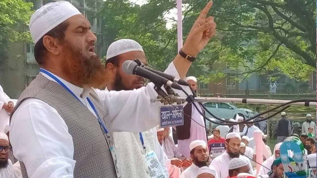 দেশে আর ফ্যাসিবাদ কায়েম করতে দেব না: মামুনুল হক