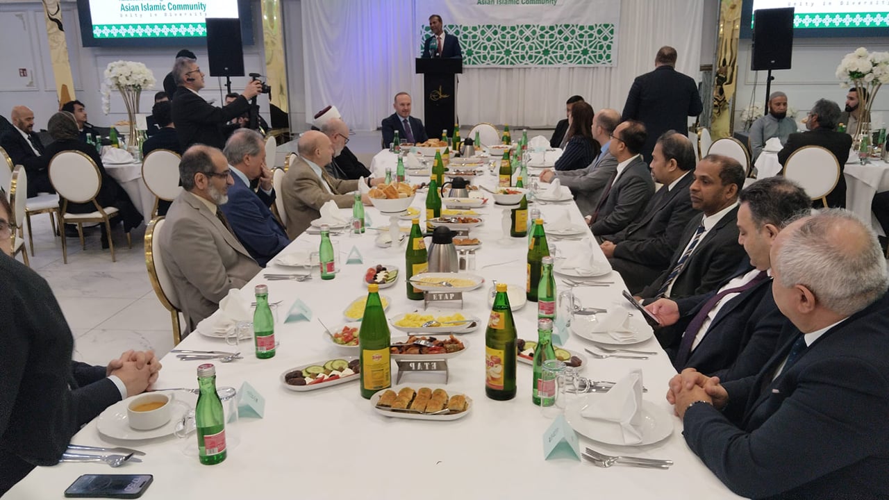 অস্টিয়ার ভিয়েনায় এশিয়ান ইসলামিক কমিউনিটির ইফতার মাহফিল অনুষ্ঠিত