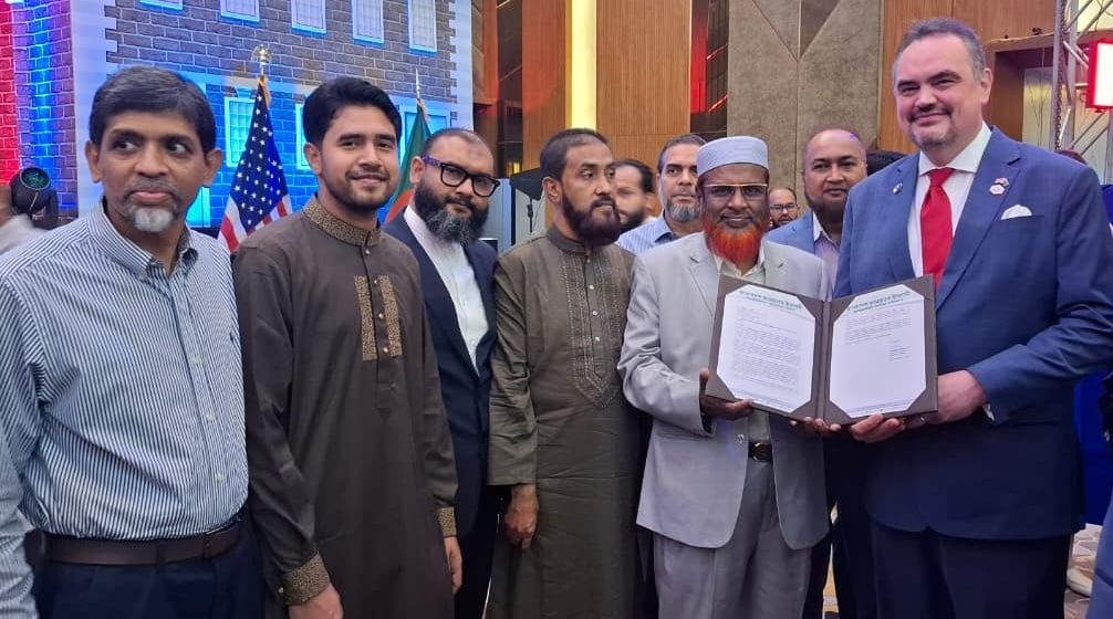 যুক্তরাষ্ট্রের জাতীয় দিবসের অনুষ্ঠানে যোগ দিলেন জামায়াত নেতারা