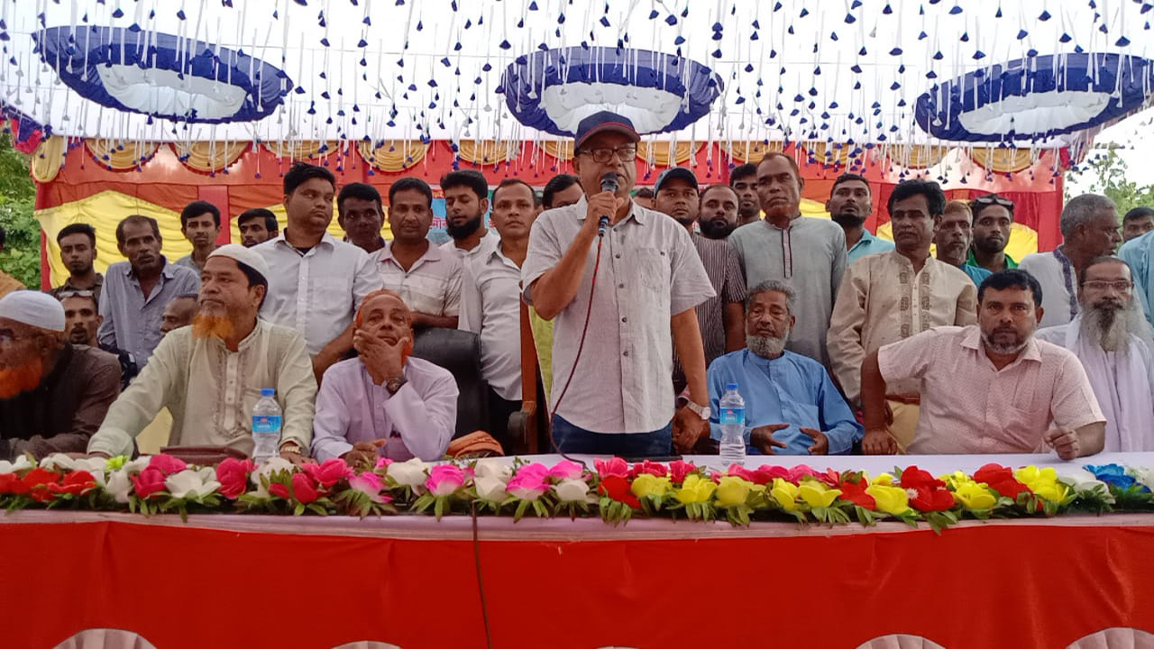 গ্রাম বাংলার শিল্প সংস্কৃতি ও খেলাধুলার দিকে নজর দিতে হবে: খোন্দকার বাবলু