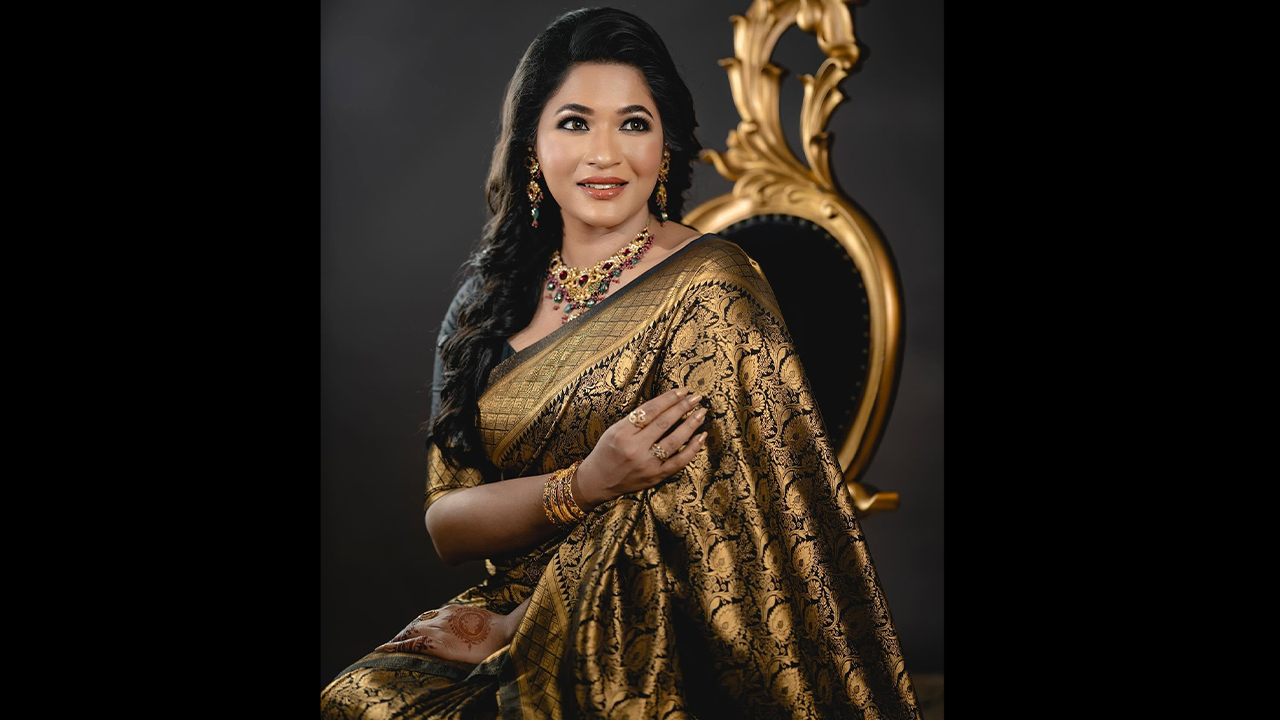 জনগণের অর্থে কেনা বন্দুক তাক করেছিল নিজের নাগরিকদের দিকে