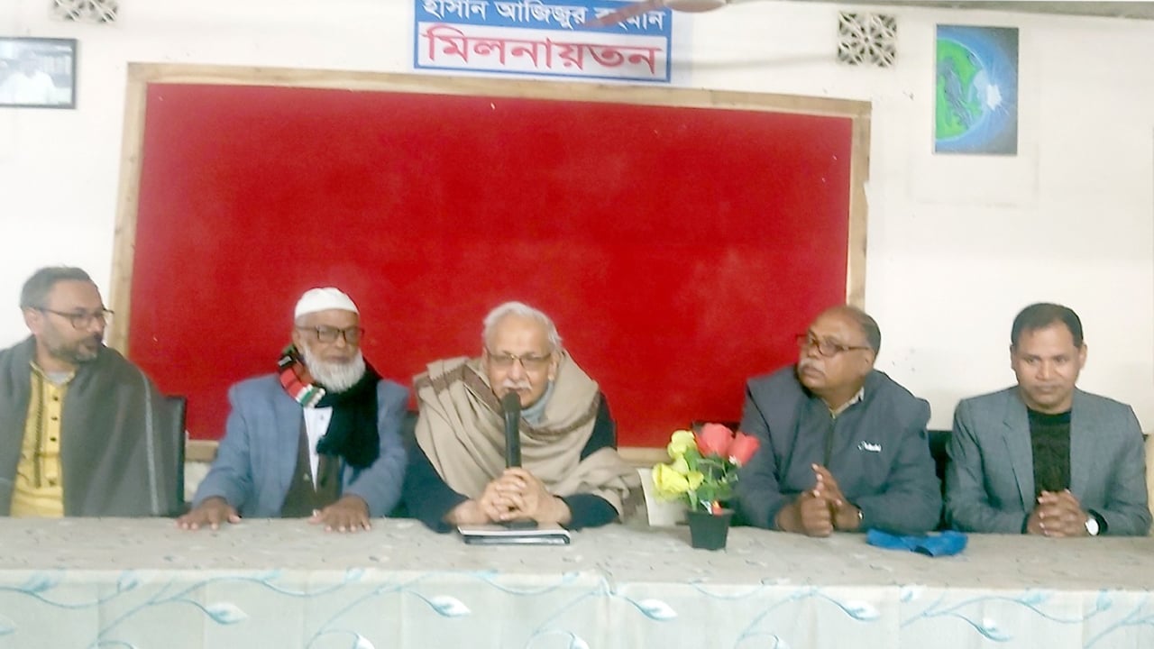 নির্বাচনী অঙ্গন ও রাজনৈতিক দল কুলষিত হয়ে গেছে: সুজন সম্পাদক