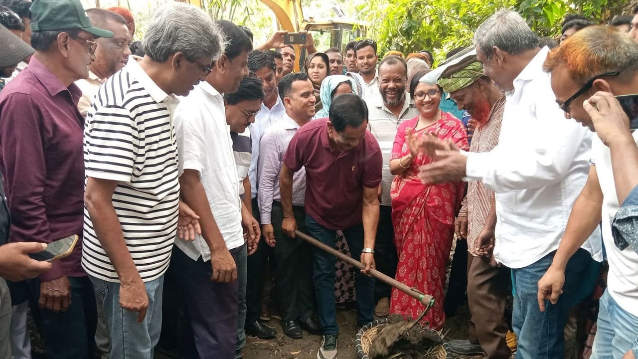 দেশের যেকোনো উন্নয়ন গ্রাম থেকেই শুরু হবে: প্রতিমন্ত্রী পুতুল