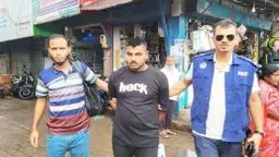 র‍্যাব কর্মকর্তা সেজে স্কুলছাত্রীকে ধর্ষণের অভিযোগে গ্রেপ্তার যুবক