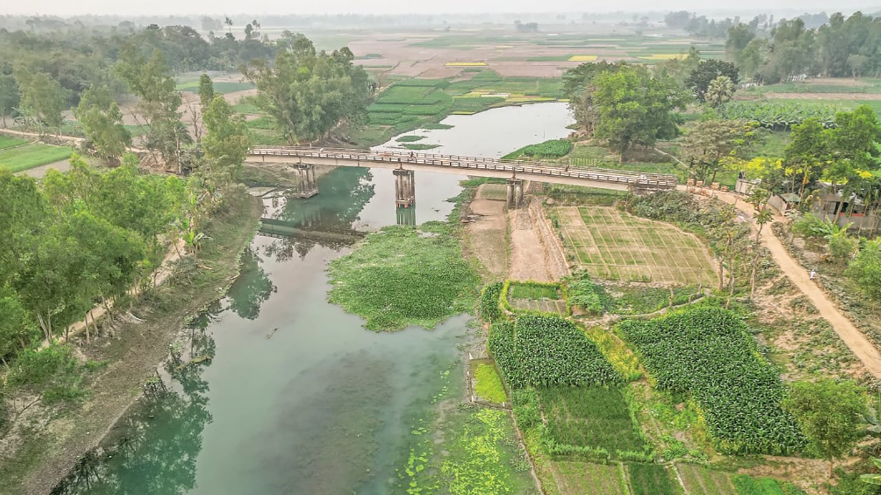 দখল-দূষণে ধুঁকছে বগুড়ার ১৮ নদী