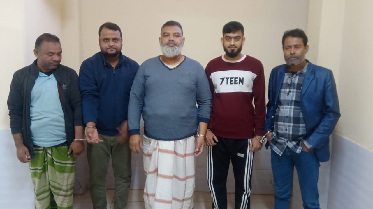 বগুড়ায় আ.লীগের ৫ নেতাকর্মী গ্রেপ্তার