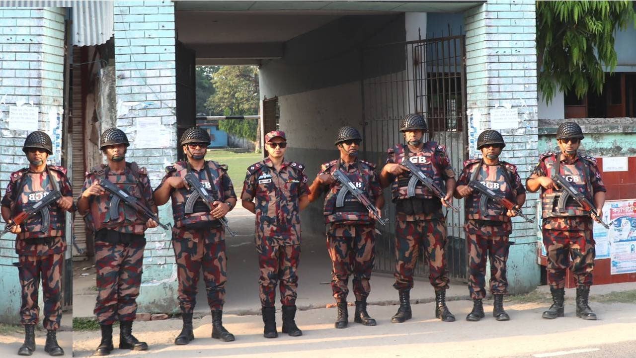 উপনির্বাচন ঘিরে বগুড়ায় ৮ প্লাটুন বিজিবি মোতায়েন