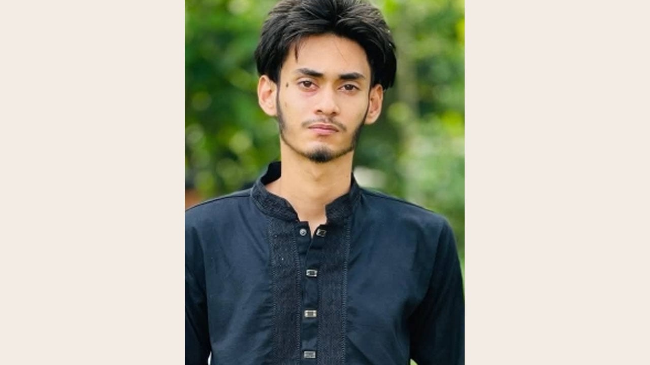 বাহুবলে মোটরসাইকেল দুর্ঘটনায় যুবক নিহত, বন্ধু আশঙ্কাজনক