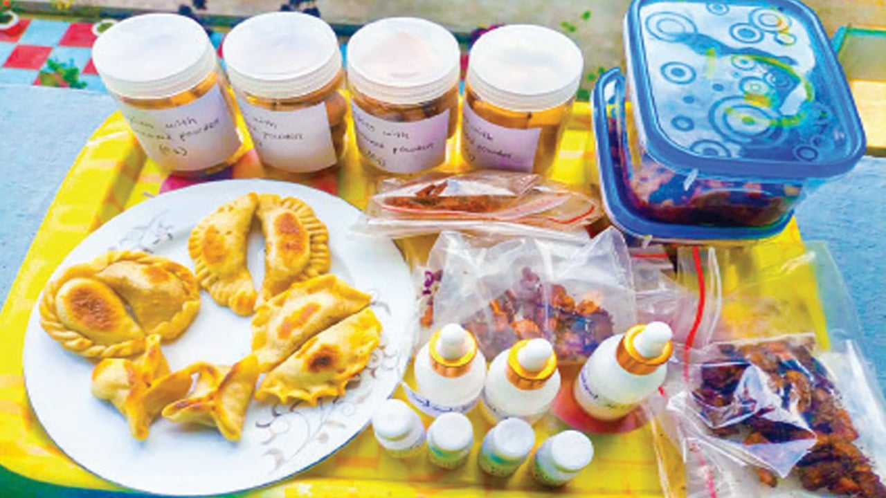 খাদ্যপণ্য তৈরিতে বাকৃবি গবেষকদের সাফল্য